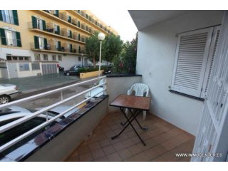 ROSES: Nice apartment at 50m from the..