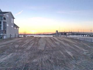 Land For Sale: 1206 Bay Avenue..