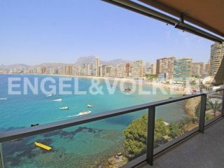 First Line Apartment With Views To..