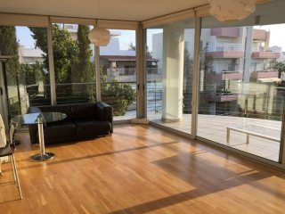 Spacious! 2 bedroom apartment in..