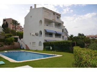 Lovely duplex sea view, front line. Excellent duplex on..