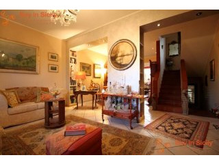 3 bedroom Terraced House For Sale: Via..