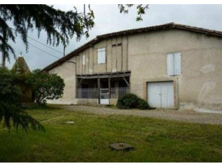 Farmhouse with 10 Hectares