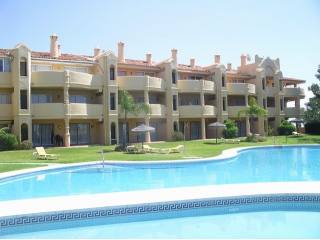 Apartment - This beautifully decorated..