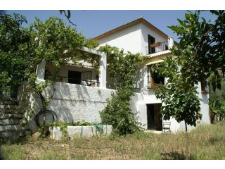 Country Houses for Sale in Riogordo..