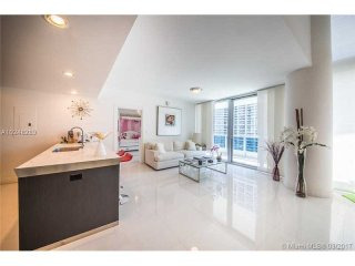 2 bedroom Flat For Sale: 200 Biscayne..