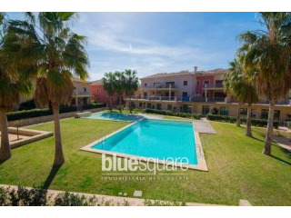 3-Bedroom Apartment with an indoor and..