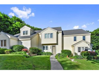 2 bedroom House For Sale: 158 Fields..