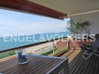 Exclusive beachfront apartment Barcelona