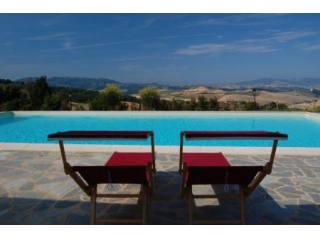 Apartment With Shared Pool And..