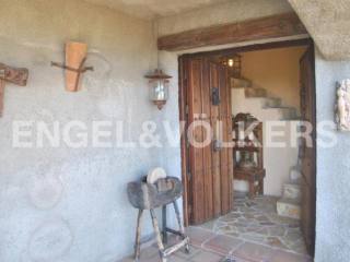 Glamorous partly-new Masia with sea..