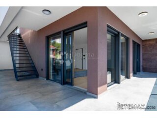 Penthouse u Kantrida Premium zgradi