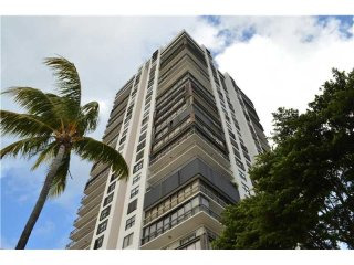 2 bedroom Flat For Sale: 2333 Brickell..