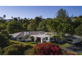 4 bedroom House For Sale: 2979..