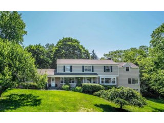 4 bedroom House For Sale: 10 Hayrake..