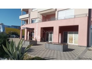 VODICE – POSLOVNI PROSTOR ZA AUTOMAT CLUB ILI DRUGE DJELATNO