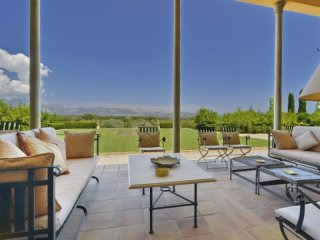 Luxury Estate With Large, Park-Like..