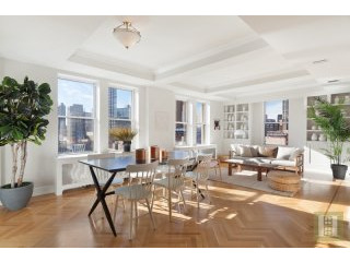 3 bedroom Apartment For Sale: 40 WEST..