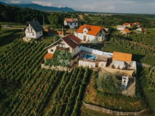 PRODAJA, Kuća, Ozalj- Grandić Breg, NKP 134 m2 sa okućnicom