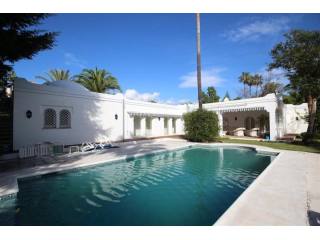 Villa - Lovely single floor villa with..