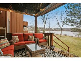 1 bedroom Condominium For Sale: Mohegan..