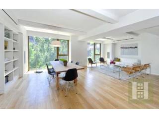 3 bedroom Apartment For Sale: 50..