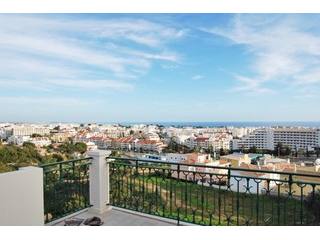 3 (2+1) Bedroom apartment with..