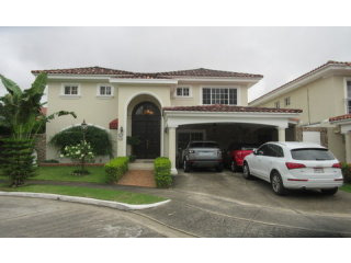 Beautiful House for Sale in Costa..