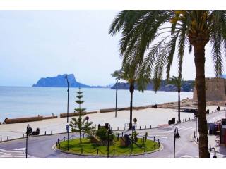 Frontline 2 bed apartment in Moraira