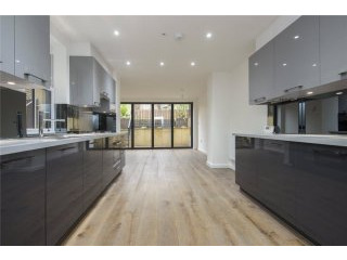 Property - London - For Sale