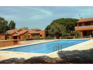 3 Bedrooms - Semi Detached House -..
