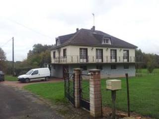 Detached 70's House With Basement Set..