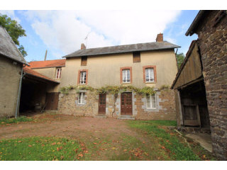 3 Bedroom Stone House In A Quiet..