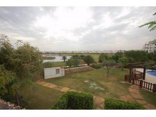 2 bedroom Apartment For Sale: 1st..