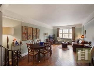 3 bedroom Apartment For Sale: 140..