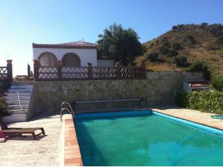 Villa - A pretty one-storey, 2 bedroom..