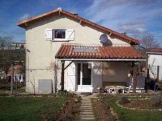 3 bed modern property in Ruffec