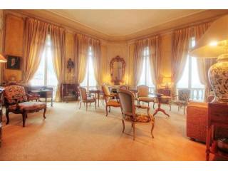 4 bedroom Flat For Sale: 69002 LYON