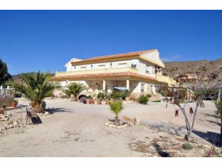 Large Guest House with apartments (Ref...