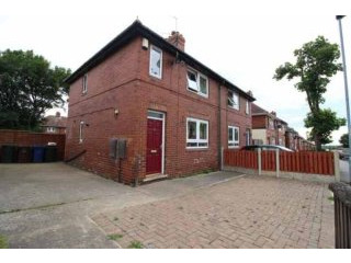 3 bedroom, Semi-detached House house..