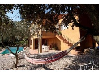 Detached house with private pool..