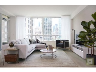 2 bedroom Apartment For Sale: 301 EAST..