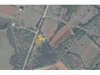Građevinsko zemljište s projektom i plaćenim komunalijama