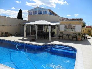 Detached villa in Montezenia