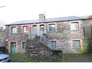 6 bedroom Apartment For Sale: 1-4 Steam..