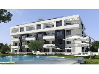 Residencial cerca de los dos clubes de golf más conocidos..