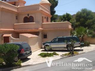 Ref: 1137 - Duplex/Triplex/Townhouse..