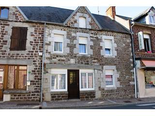 Cerences - House For Sale