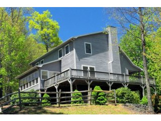 Large Private NC Mountain Home Close In