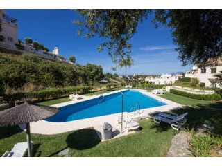 3 bedroom town house for sale